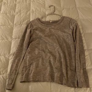 Lululemon Swiftly Relaxed Long Sleeve